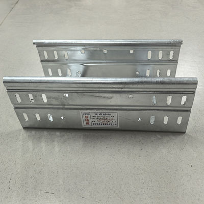 acheter Plateau de câbles de type échelle en aluminium de 3 à 6 m pour espaces extérieurs intérieurs online manufacture