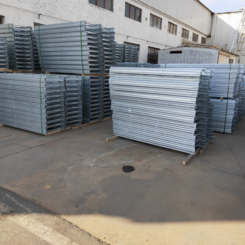 Uzunluğu 3-6m Zenk kaplı merdiven türü kablo tepsisi 50mm orta boylu kablo tepsisi