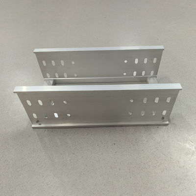 Harga yang bagus 3m-6m Panjang Aluminium Slotted Kabel Tray Ringan Konstruksi Kabel Jalan Dukungan on line