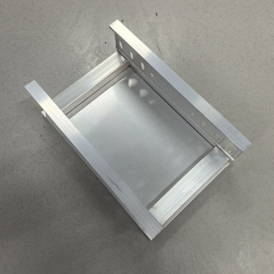 Harga yang bagus 100mm-1000mm Aluminium Cable Tray Tidak mudah terbakar Tahan api Tahan korosi tinggi on line