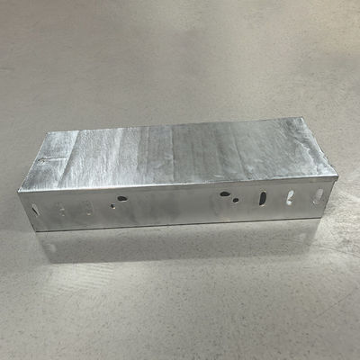 Un buen precio. Bandeja de cable galvanizado para interiores y exteriores de 50 mm a 1000 mm de ancho, 25 mm a 150 mm de alto, 3 m a 6 m, plateada, no inflamable en línea