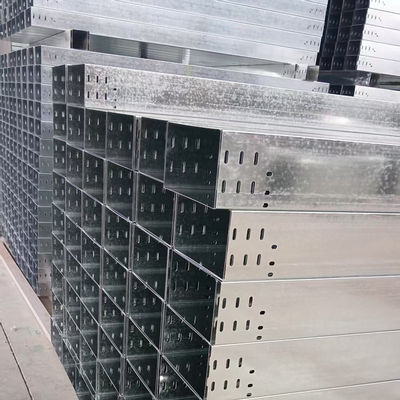 Un buen precio. Bandeja de cableado interior / exterior galvanizada para cargas ligeras / medianas / pesadas en línea