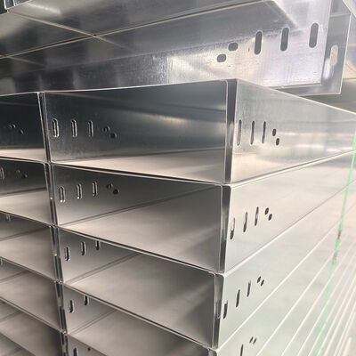 Good price Wall Mounted Floor Mounted Cable Tray Hot Dip Galvanized 30-500mm Side Rail Complete Accessory Package online
